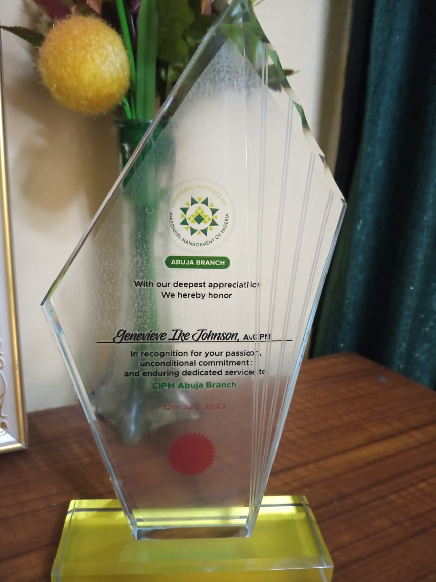 2e2b0e27-ed15-41ec-a565-658fadd72b14